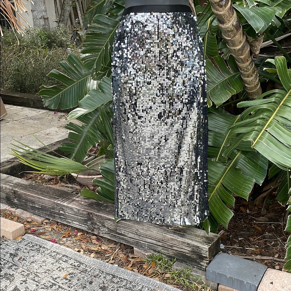 Nine W. Silver sequin pencil skirt
